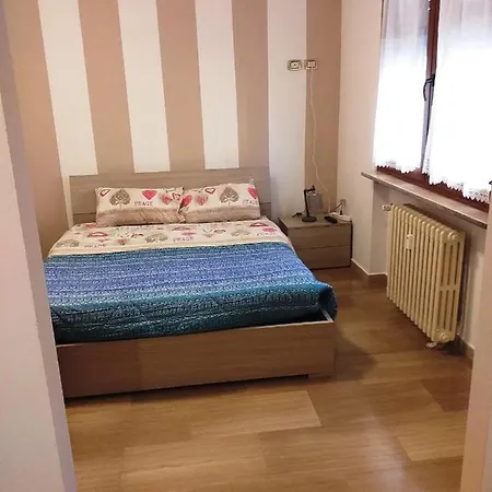 Edoardoapartments1 3* Верчелли