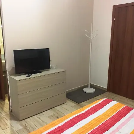 Edoardoapartments1 3*